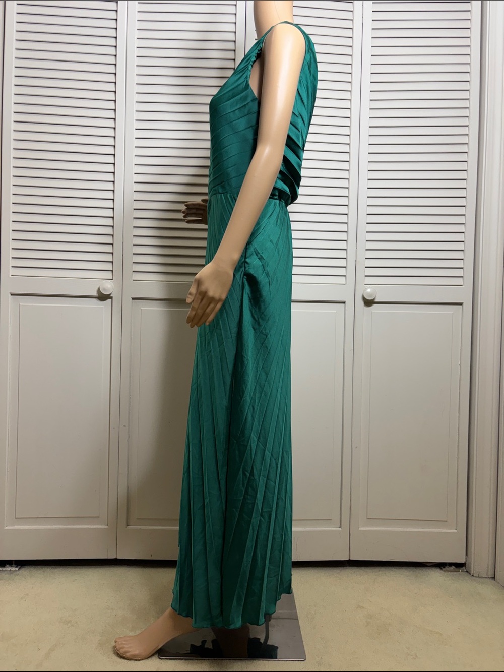 Abercrombie & Fitch Giselle Pleated One-Shoulder Midi Satin Green Dress Medium - Picture 13 of 16